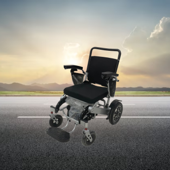 LEO 705 Akülü Tekerlekli Sandalye (Uzaktan Kumandalı)